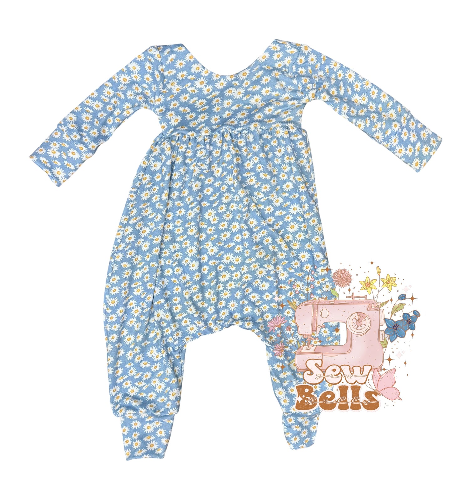 Newborn magnolia romper